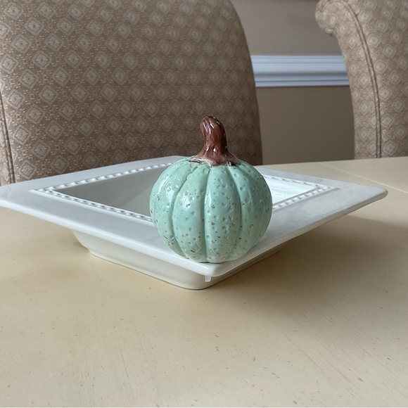 Mint Green Autumn Gourd Pumpkin Platter Decoration - Round - Picture 3 of 6